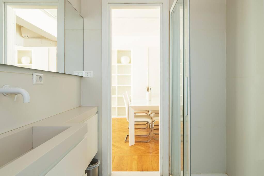 Bilocale Vista Sul Duomo Di Apartamento Milão