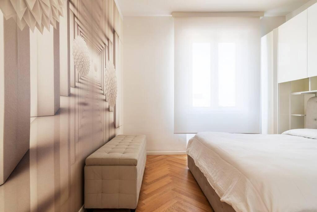 Bilocale Vista Sul Duomo Di Apartamento Milão